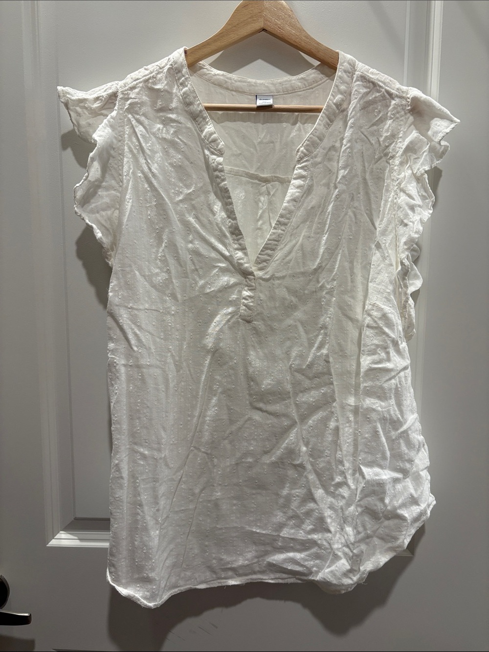 Old Navy White V-Neck Flutter Sleeve Blouse